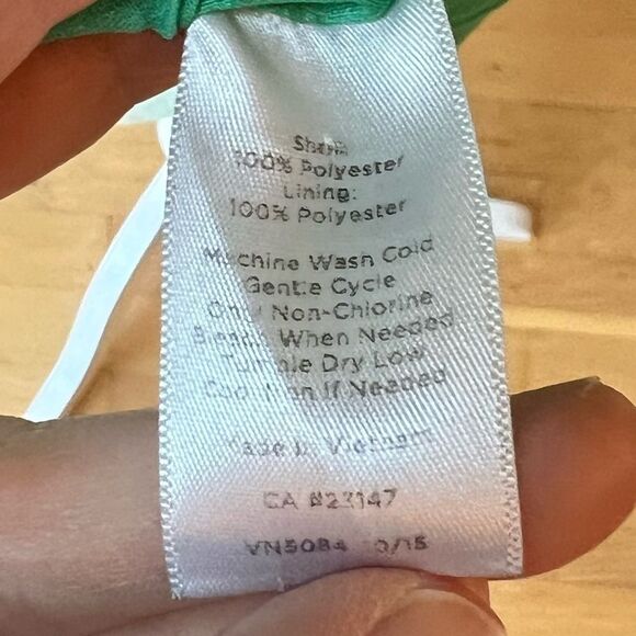 Talbots Green Chevron 3/4 Sleeve Blouse - Picture 16 of 16